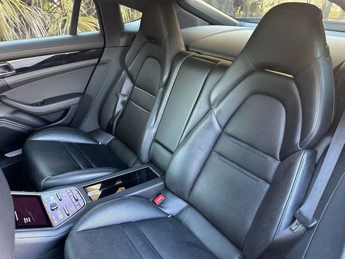 Used 2019 Porsche Panamera 4 w/ Premium Package Plus AWD/4WD image 36