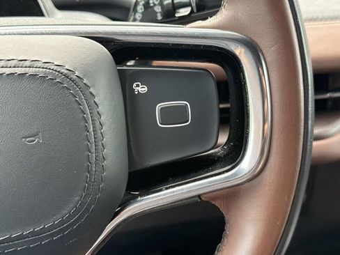 Used 2025 Lincoln Navigator L Reserve AWD/4WD image 24
