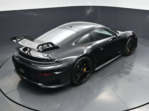 Certified 2026 Porsche 911 GT3 w/ Chrono Package RWD image 21