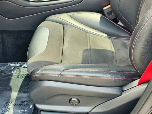 Certified 2022 Mercedes-Benz GLC 43 AMG 4MATIC image 19