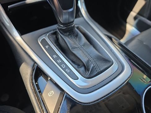 Used 2018 Ford Edge Titanium w/ Equipment Group 301A image 24