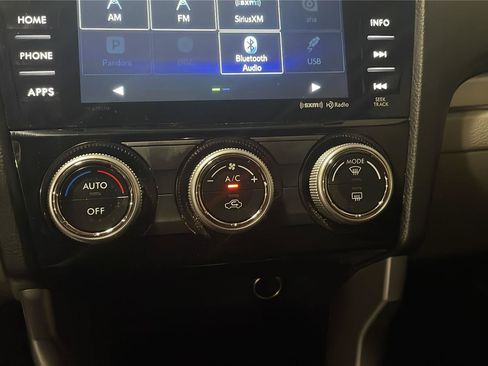 Used 2018 Subaru Forester 2.5i Premium w/ Protection Package #1 AWD/4WD image 18