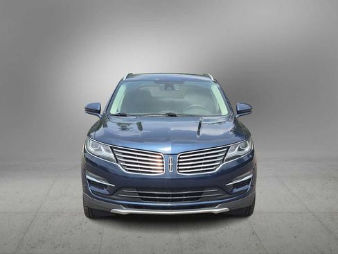 Used 2017 Lincoln MKC Select w/ Select Plus Package AWD/4WD image 3