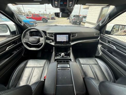 Used 2022 Jeep Wagoneer Series I w/ Convenience Group I AWD/4WD image 19
