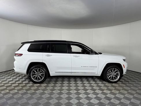 Used 2023 Jeep Grand Cherokee L Summit w/ Luxury Tech Group V image 5