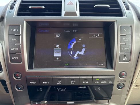 Used 2017 Lexus GX 460 Premium AWD/4WD image 20