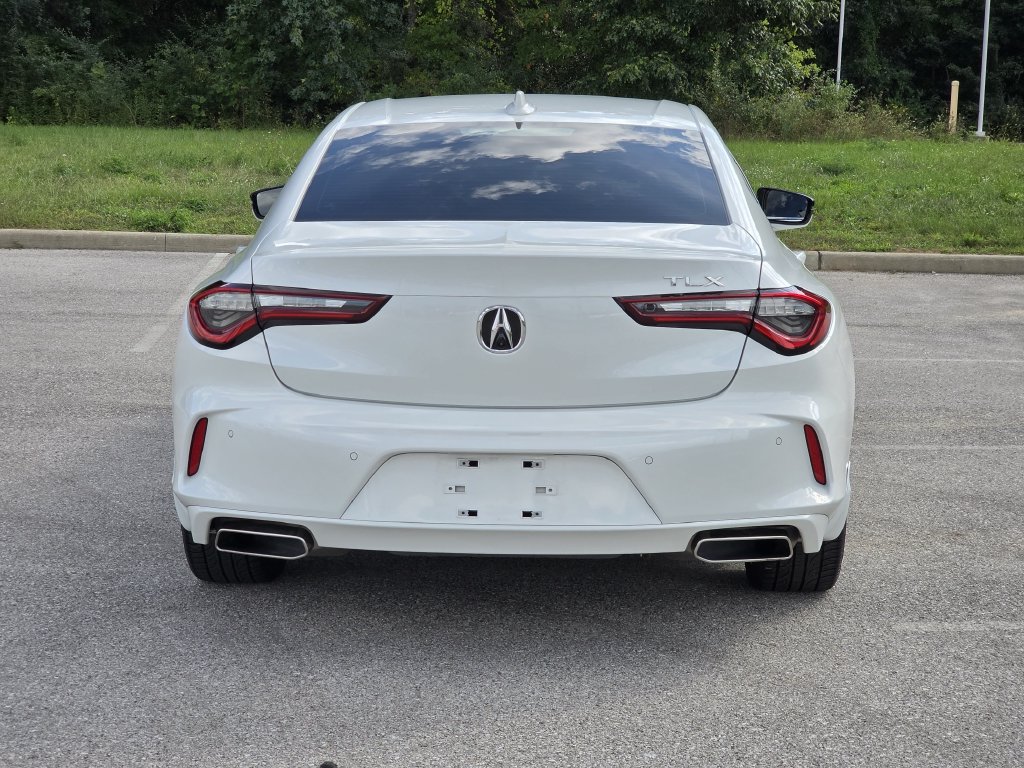 Used 2022 Acura TLX w/ Technology Package FWD image 9