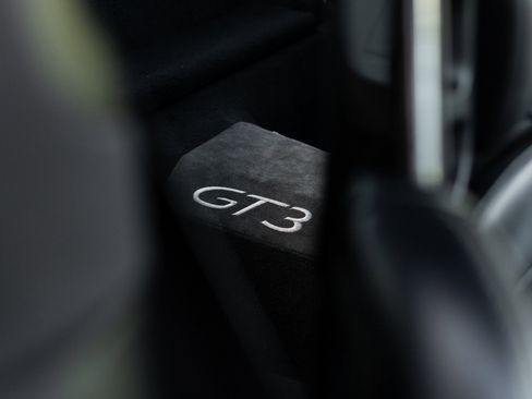Used 2015 Porsche 911 GT3 image 55