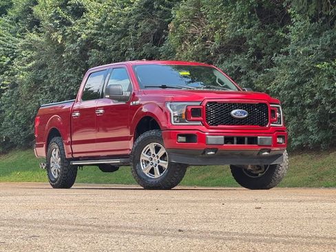 Used 2018 Ford F150 XLT w/ Equipment Group 301A Mid AWD/4WD image 2