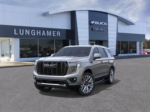 New 2026 GMC Yukon Denali Ultimate w/ LPO, Floor Liner Package AWD/4WD image 8