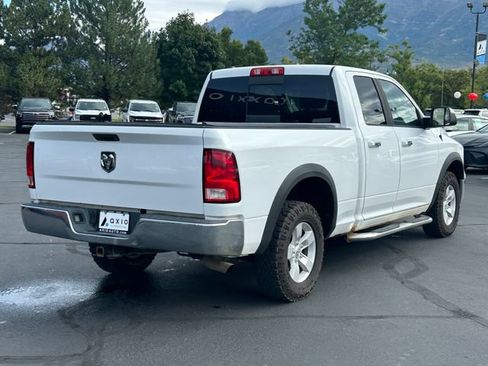 Used 2014 RAM 1500 Classic SLT w/ Luxury Group AWD/4WD image 3