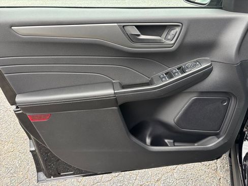 New 2026 Ford Escape Active image 9