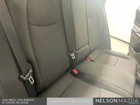 Used 2025 Toyota RAV4 XLE FWD image 29