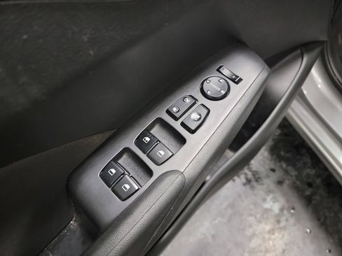 Used 2021 Hyundai Accent SE image 14