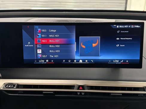Used 2024 BMW iX M60 AWD/4WD image 22