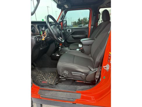 Used 2020 Jeep Gladiator Sport w/ Quick Order Package 23S AWD/4WD image 8