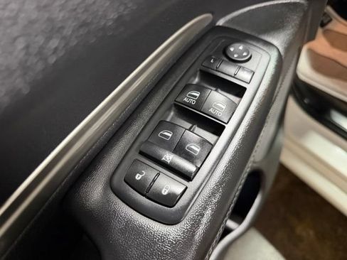 Used 2017 Dodge Durango GT w/ Nav & Power Liftgate Group RWD image 13