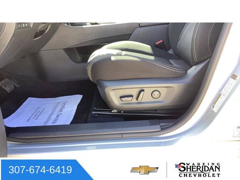 Used 2025 Nissan Rogue SV AWD/4WD image 20