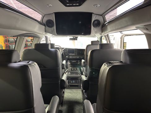 New 2025 GMC Savana 2500 Extended w/ Driver Convenience Package image 29