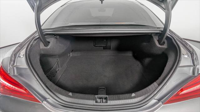 Used 2019 Mercedes-Benz CLA 250 4MATIC image 19