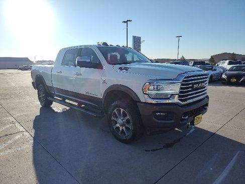 Used 2021 RAM 2500 Limited image 3