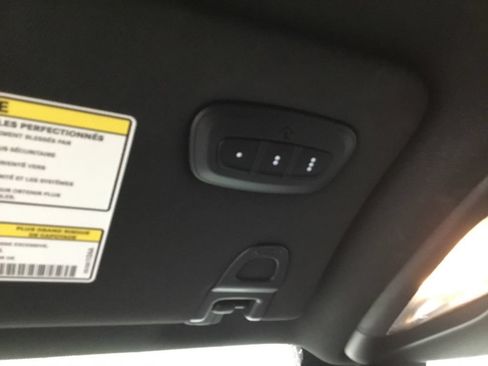 Used 2023 Jeep Compass Latitude w/ Convenience Group AWD/4WD image 27