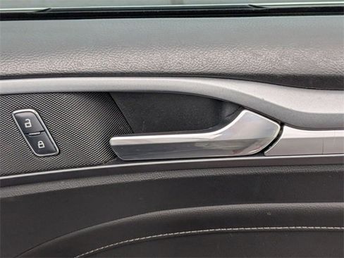 Used 2016 Ford Fusion Titanium image 32