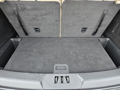 Certified 2024 Ford Explorer XLT w/ Equipment Group 202A image 24