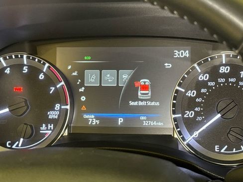 Used 2023 Toyota Highlander LE image 31