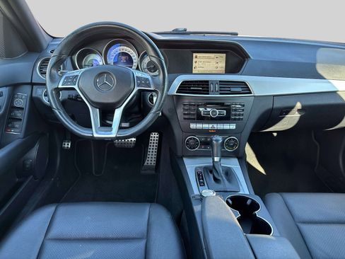 Used 2013 Mercedes-Benz C 300 Sport image 8