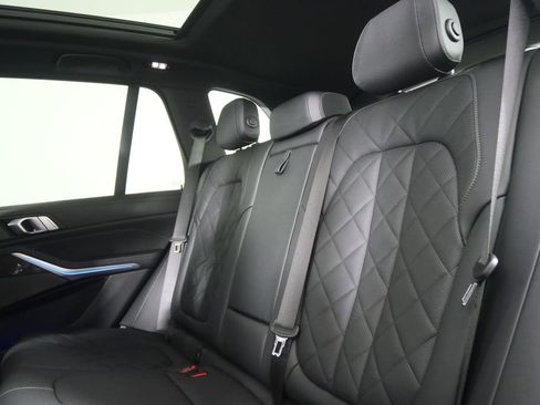 Certified 2025 BMW X5 M60i w/ Climate Comfort Package AWD/4WD image 10