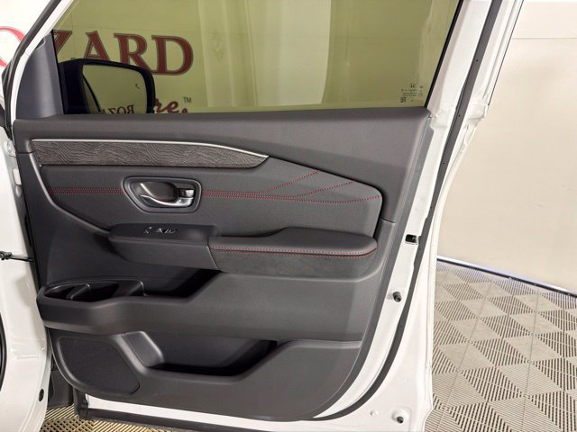 Used 2026 Honda Pilot Black Edition image 37