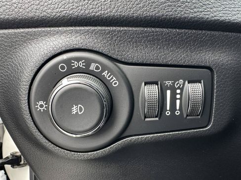 Used 2020 Jeep Compass Trailhawk AWD/4WD image 51