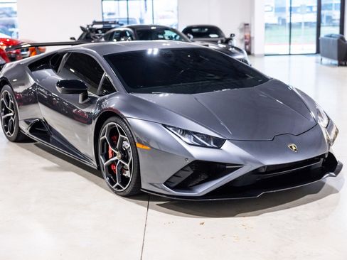 Used 2021 Lamborghini Huracan EVO RWD image 10