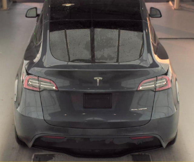 Used 2021 Tesla Model Y Long Range AWD/4WD image 6