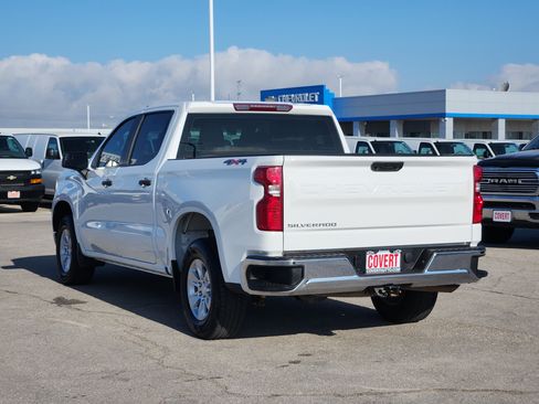 Used 2023 Chevrolet Silverado 1500 W/T w/ Trailering Package AWD/4WD image 5