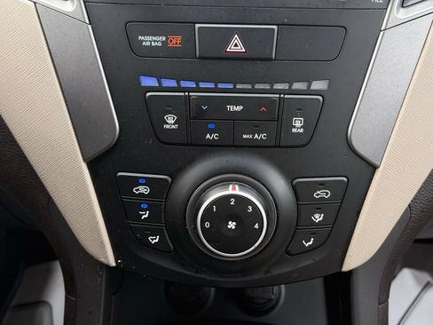 Used 2016 Hyundai Santa Fe Sport AWD/4WD image 19