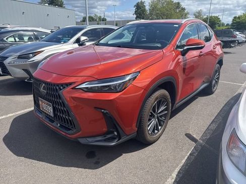 Used 2022 Lexus NX 350 AWD image 2