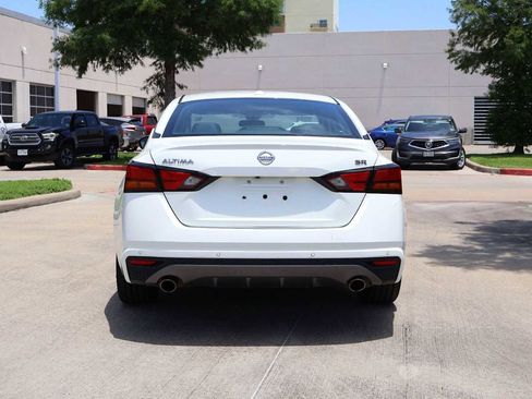 Used 2021 Nissan Altima 2.5 SR FWD image 5