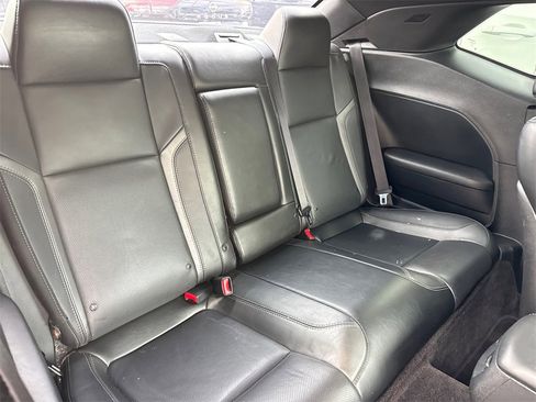 Used 2017 Dodge Challenger R/T Plus image 21