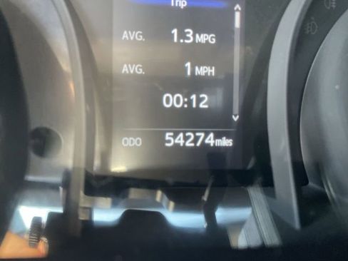 Used 2021 Toyota Camry SE image 12