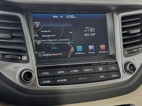 Used 2017 Hyundai Tucson SE Plus image 15