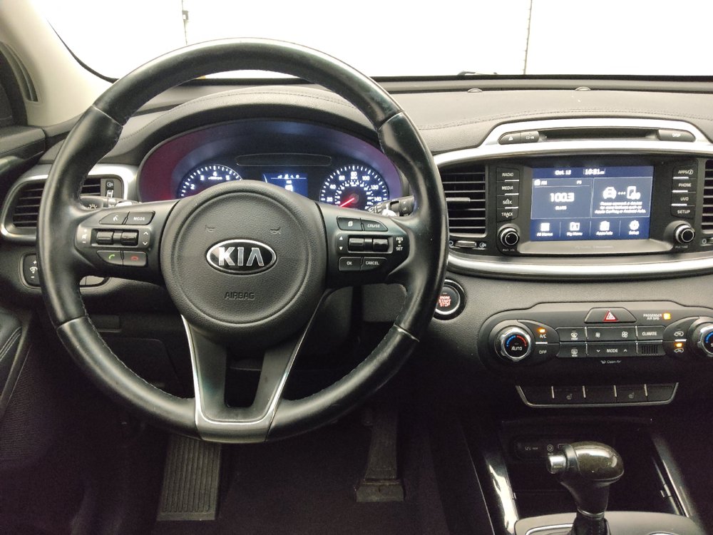 Used 2017 Kia Sorento EX FWD image 22