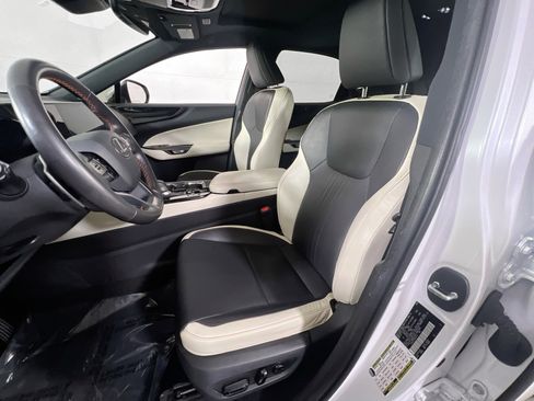 Used 2024 Lexus NX 250 AWD image 20