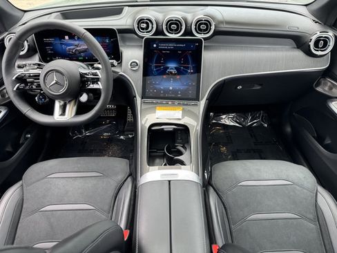 New 2025 Mercedes-Benz GLC 63 AMG S image 4