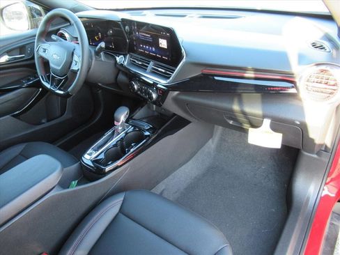 New 2026 Chevrolet Trax RS w/ Sunroof Package image 11