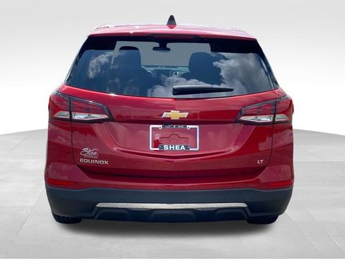 Used 2024 Chevrolet Equinox LT FWD image 4