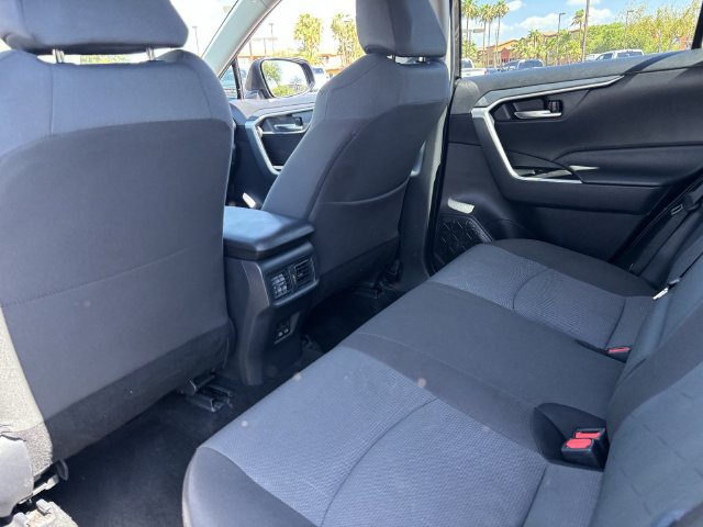 Used 2025 Toyota RAV4 XLE FWD image 17