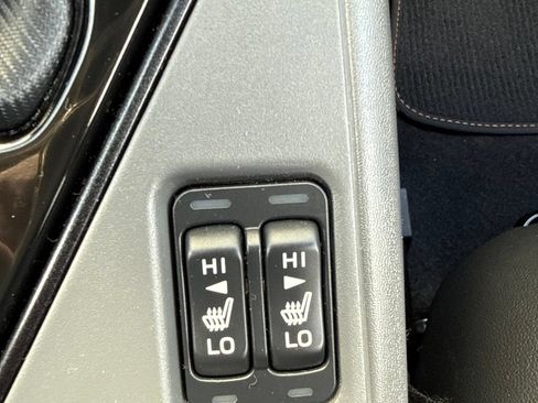 Used 2024 Subaru Crosstrek 2.5i Limited AWD/4WD image 19
