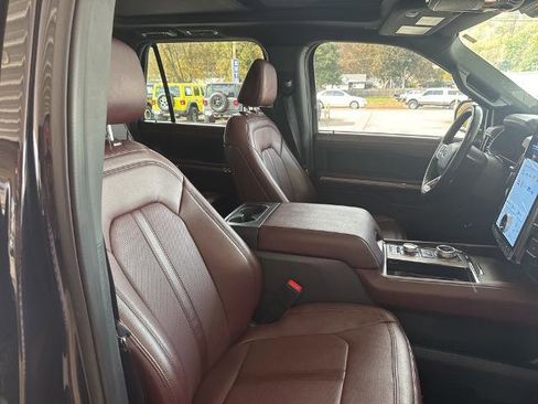 Certified 2023 Ford Expedition Limited image 23